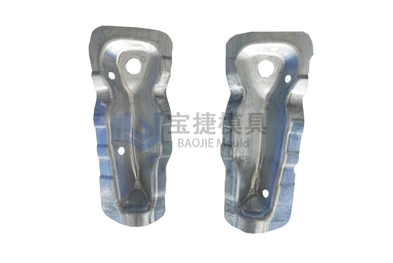 BMW-左、右下加強(qiáng)板-CR440Y780T-DH-浙江寶捷模具科技有限公司